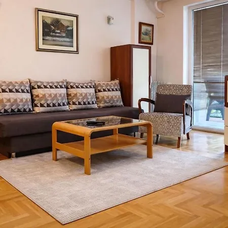 Blue Apartment-private Parking Üsküp